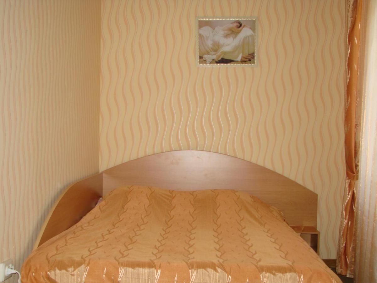 Hotel Pribrezhnaya Kaluga Quarto foto